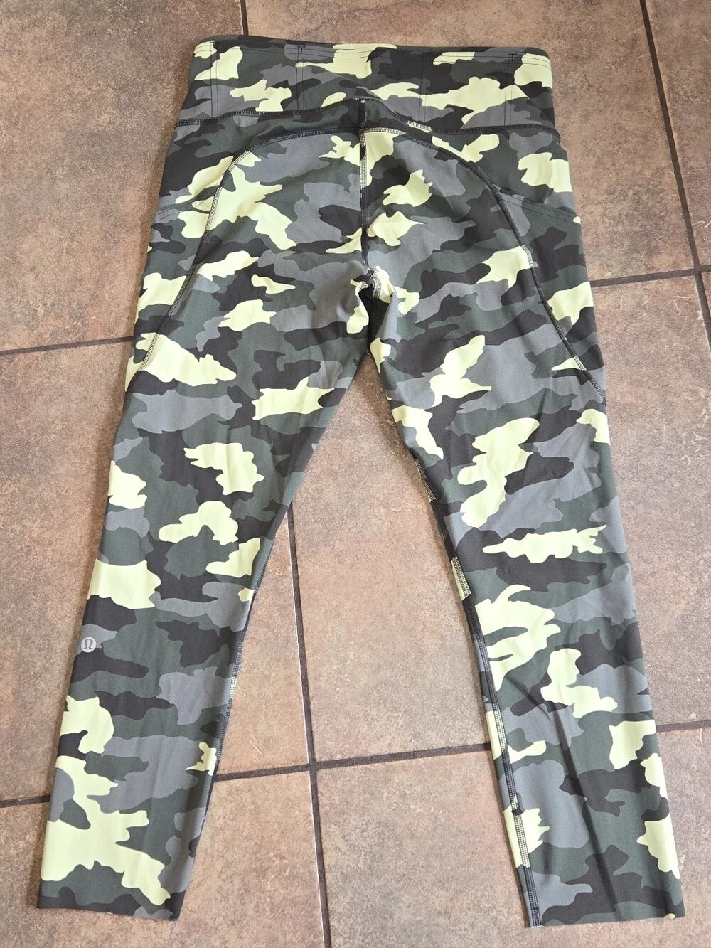 Lululemon Fast and Free High-Rise 25